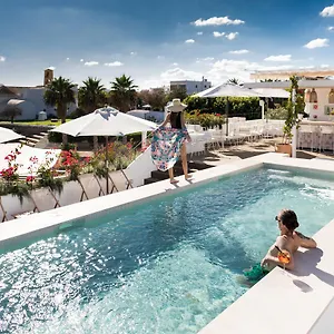 https://gatzara-suites-santa-gertrudis.balearic-islands.net